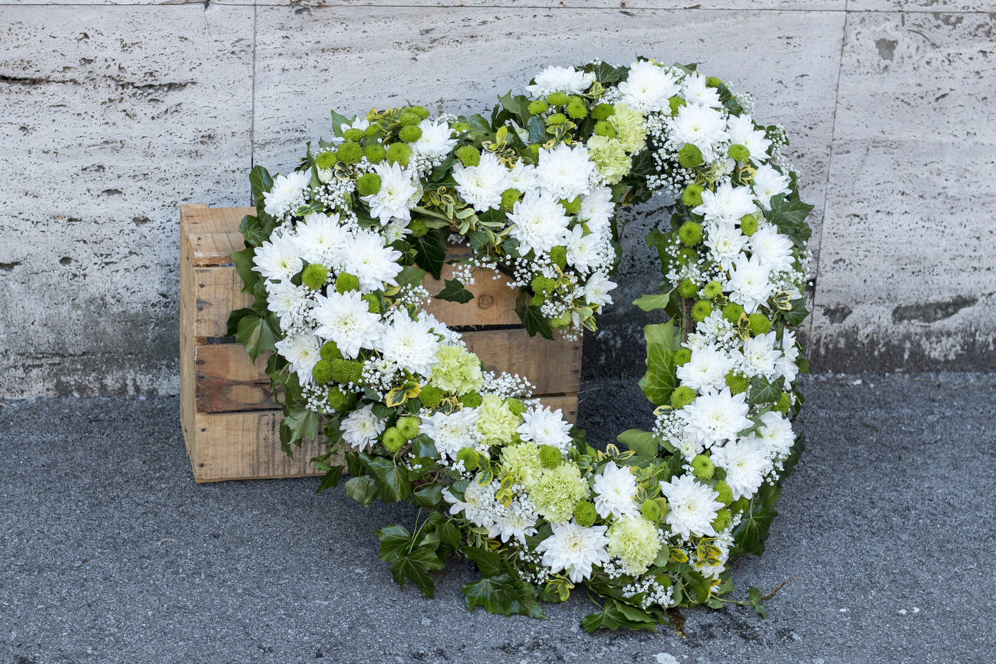 Heart Tribute Funeral Arrangement