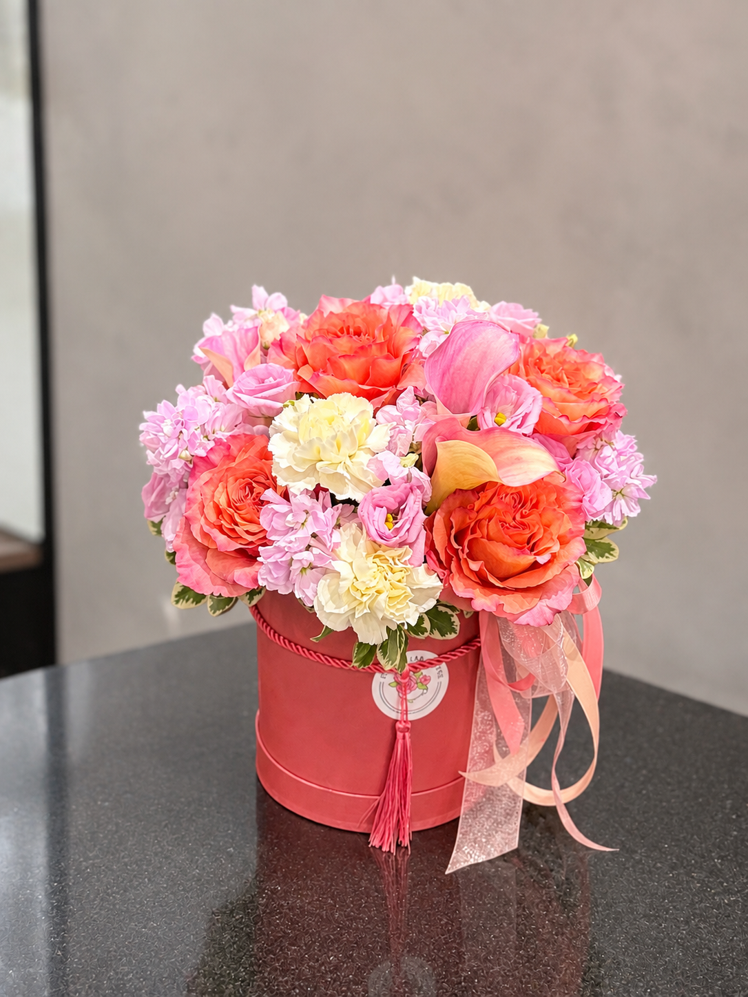 Peachy Kiss — Flower Box