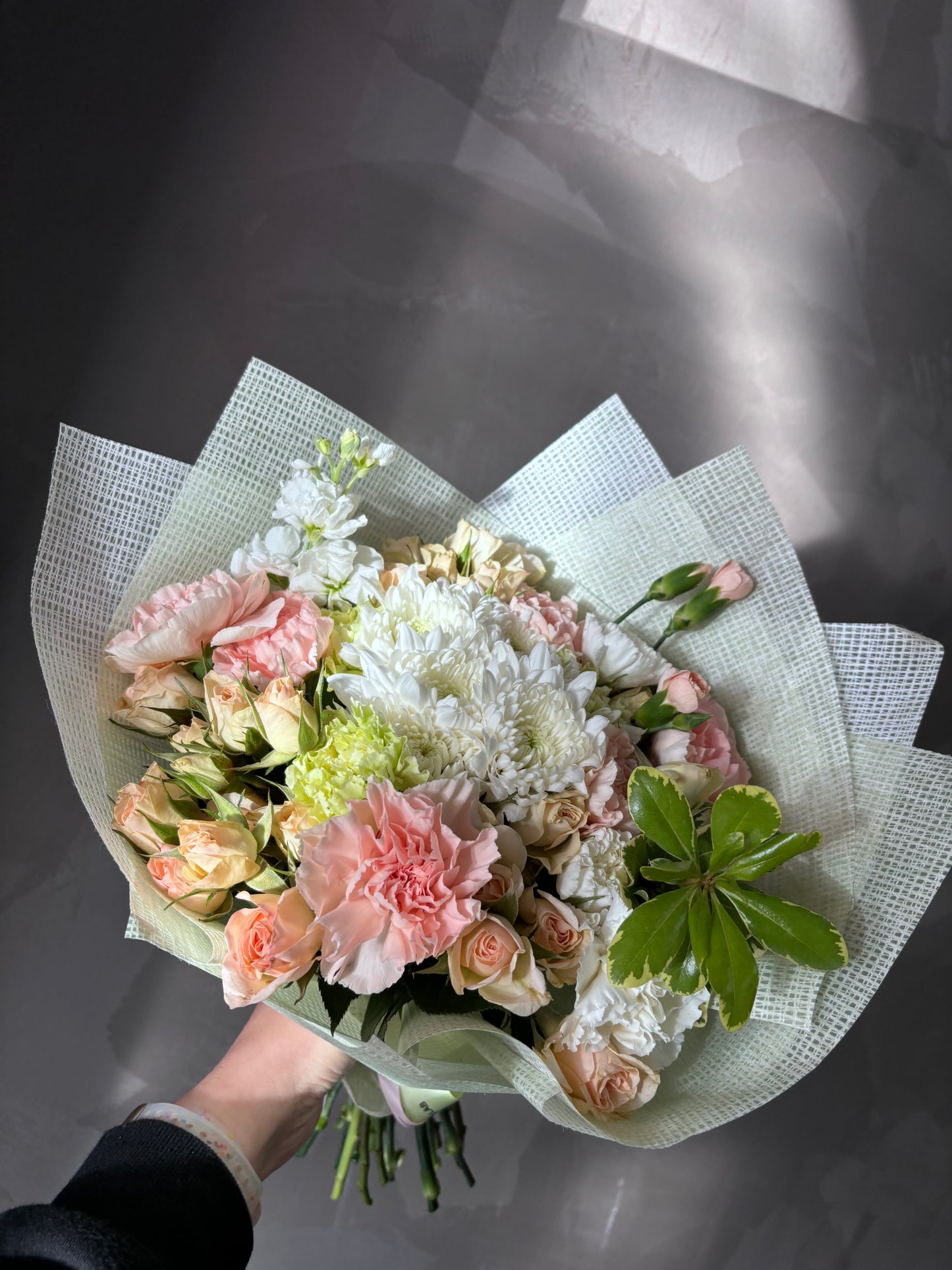 Pure Grace – Flower Bouquet
