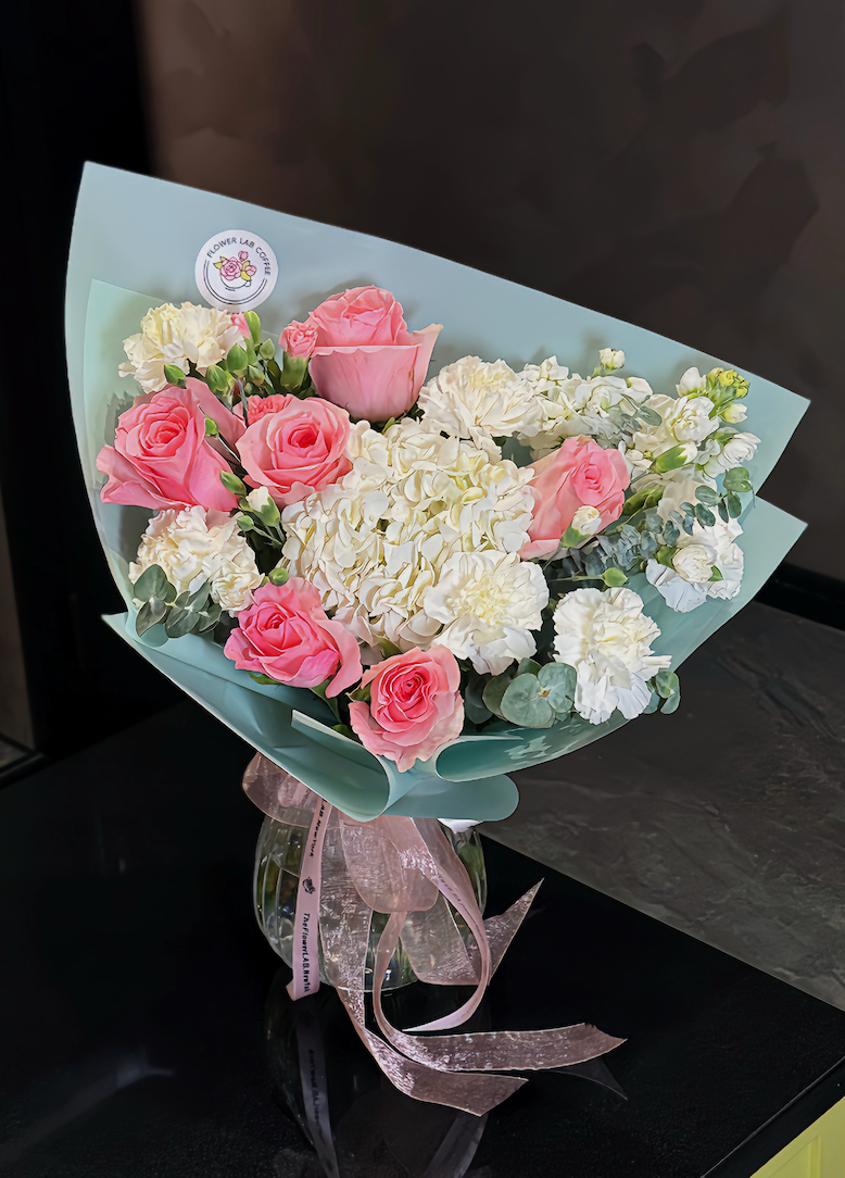 Pink Cloud Dreams – Flower Bouquet