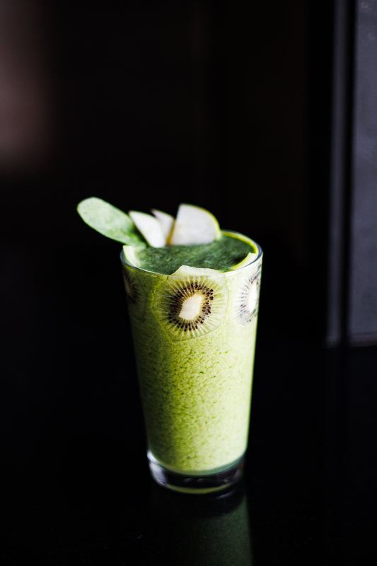 Spinach-Kiwi Smoothie – Fresh Greens & Tropical Brightness