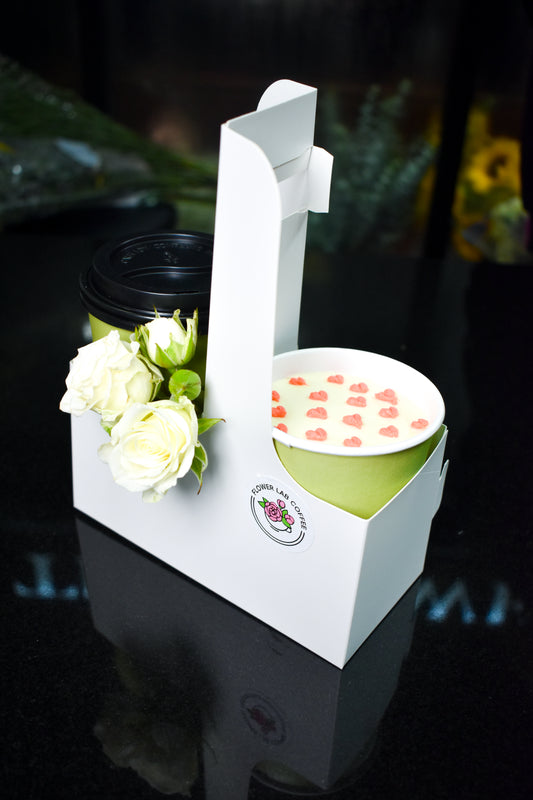 Very Chic Coffee & Cake Set