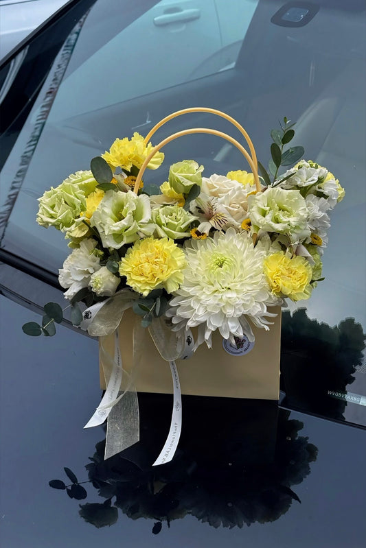 Shopping is My Passion – Flower Bag Arrangement
