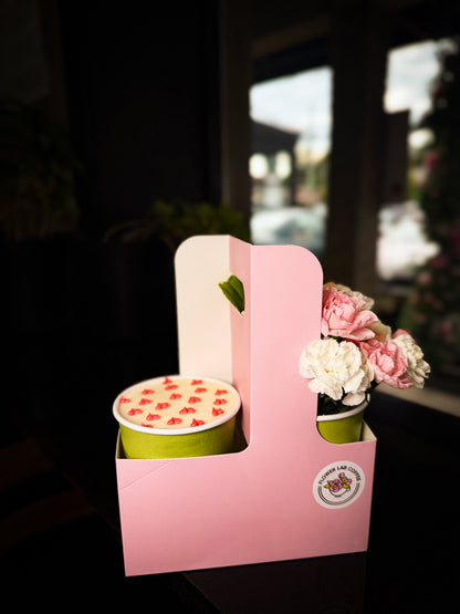 Cake & Flowers Gift Set
