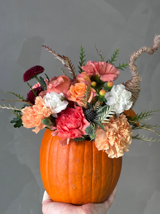 Happy Fall Moments – Flowers in Pumpkin